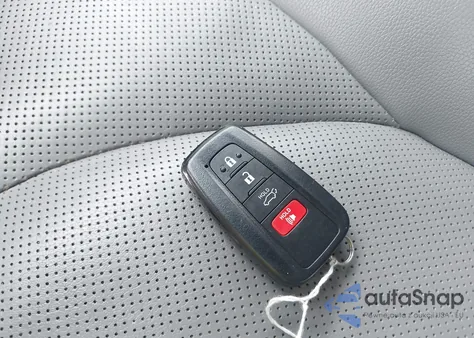 2020 Toyota Highlander Hybrid Limited/Hybrid Platinum from USA, damaged, VIN 5TDYARAHXLS000193